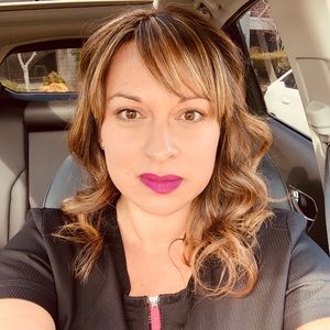 Meet your Posher, Anna